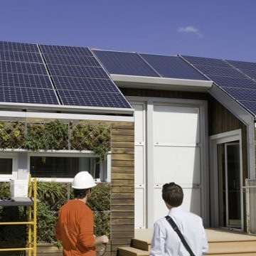 Pros and cons of the off-grid solar system: Read on to know why you need one!