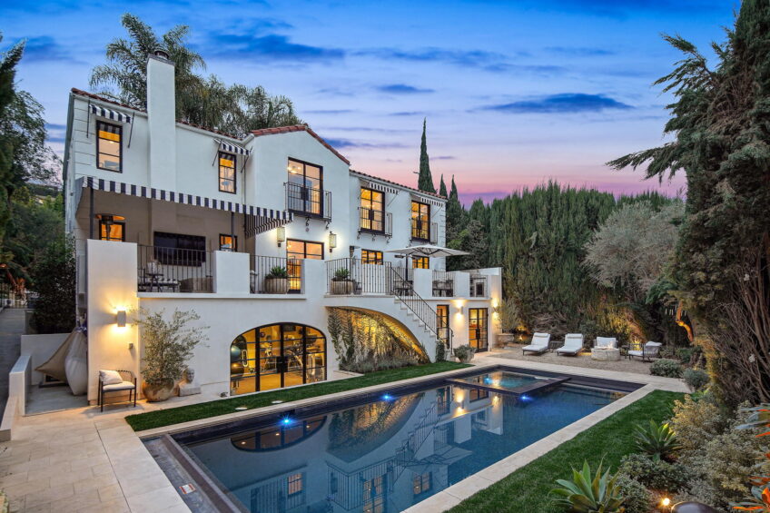 How To Get A Luxury Real Estate Agent Job And Draw Wealthy Clients